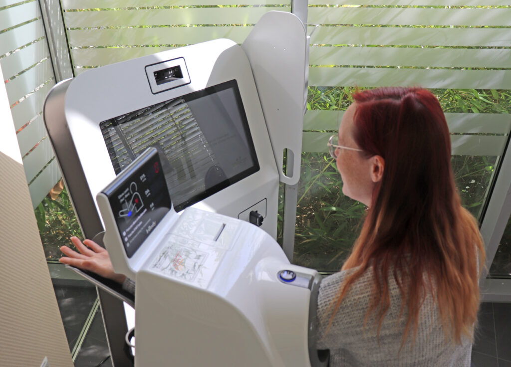 Self-Service-Terminal