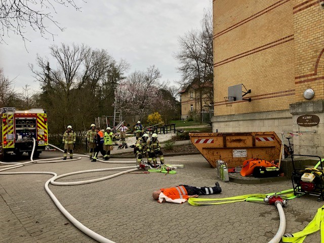 Große Feuerwehrübung in der KJP