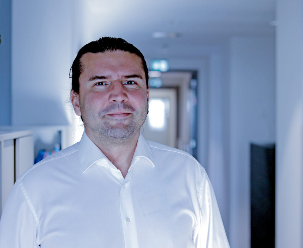 Allgemeinpsychiatrie und Psychotherapie 6 Leiter Sucht Ahmet Karadal